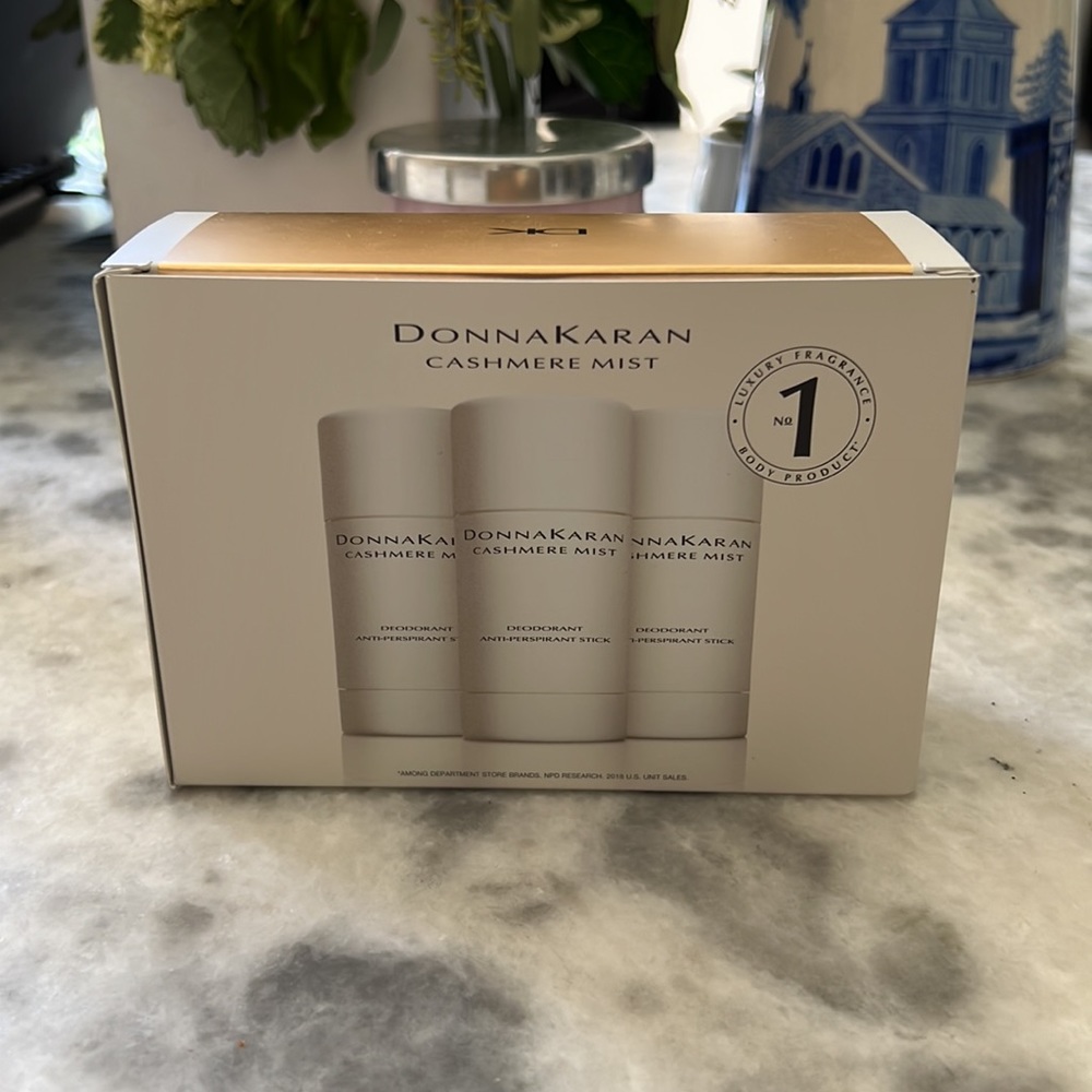 Donna Karan Cashmere Mist Deodorant